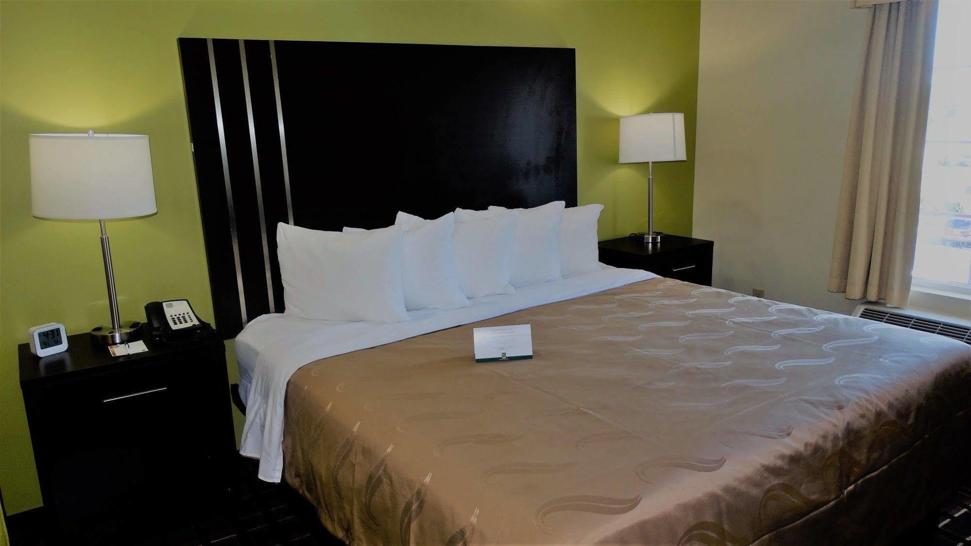 Quality Inn Pooler - Savannah I-95 Екстер'єр фото