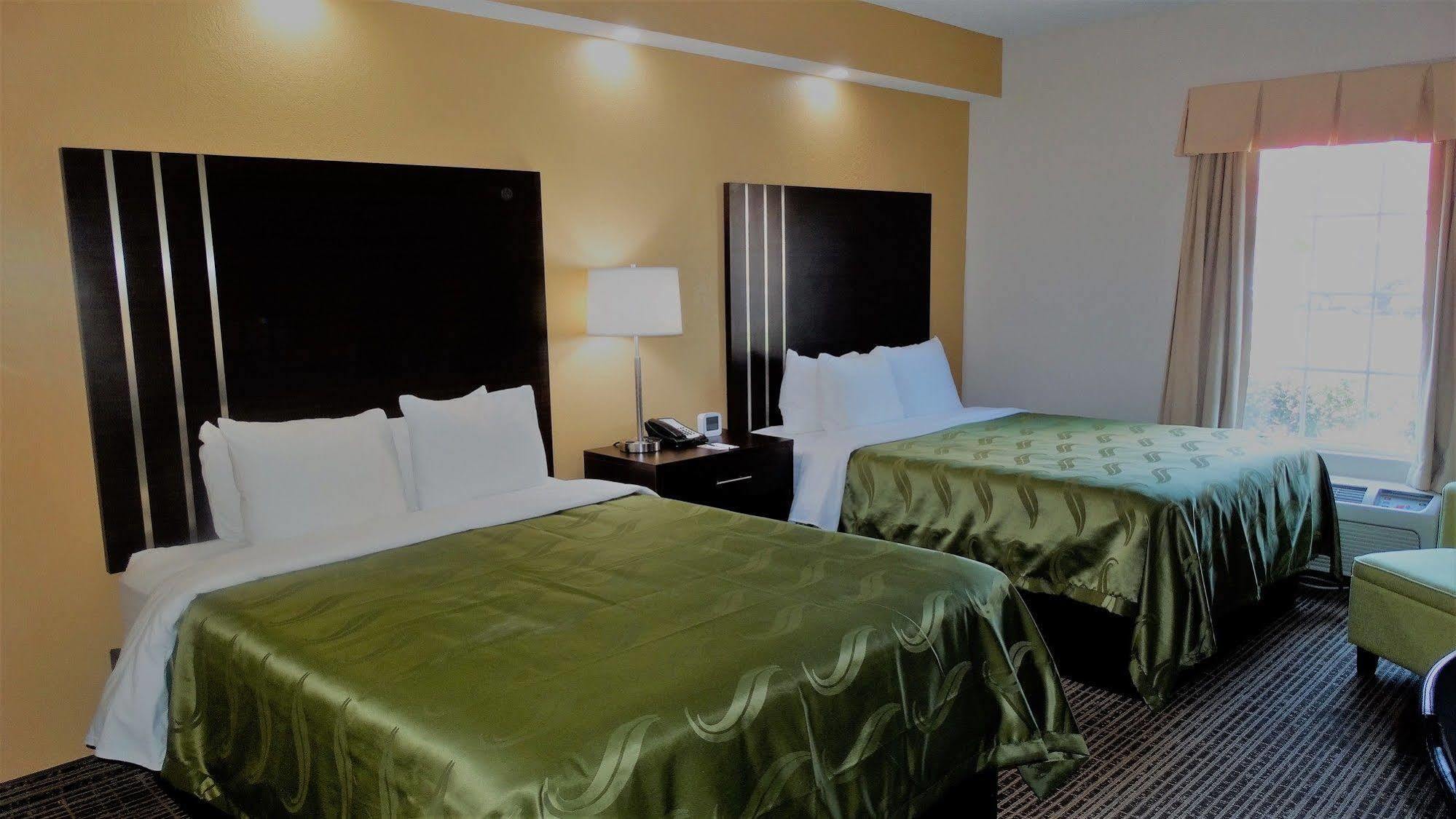 Quality Inn Pooler - Savannah I-95 Екстер'єр фото