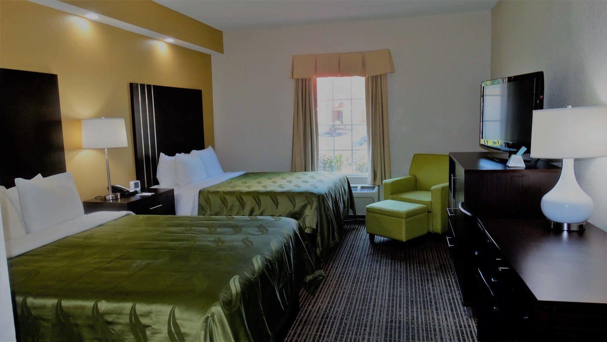 Quality Inn Pooler - Savannah I-95 Екстер'єр фото