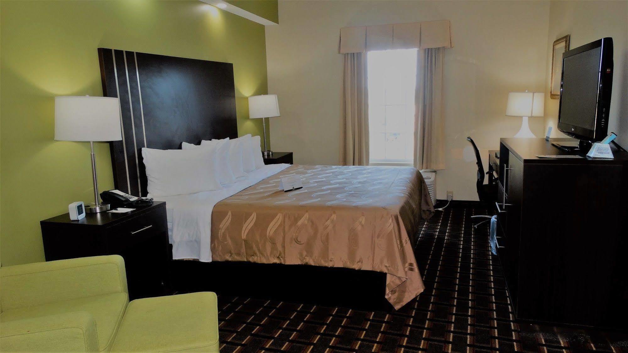 Quality Inn Pooler - Savannah I-95 Екстер'єр фото