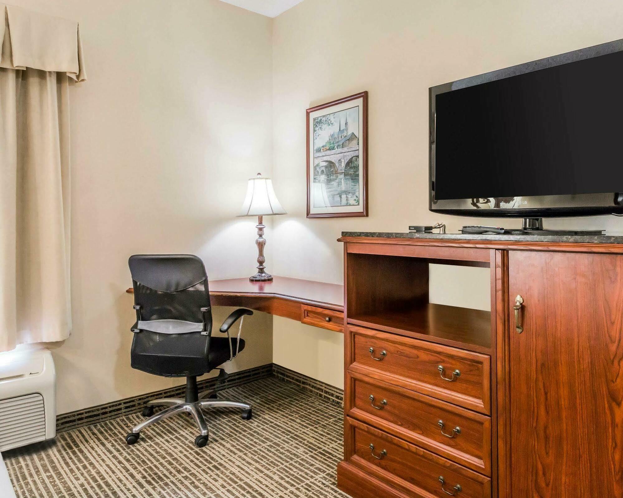 Quality Inn Pooler - Savannah I-95 Екстер'єр фото
